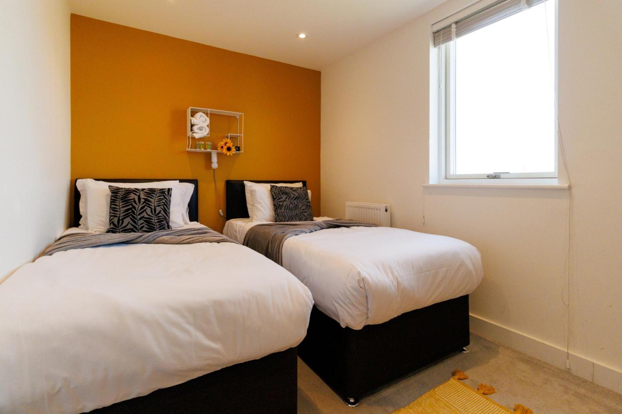 City Centre, Sleeps 7, Stunning Views & Parking, Interconnected Rooms Long Stay Work Contractor Leisure, Diamond Penthouse Cambridge Exterior foto