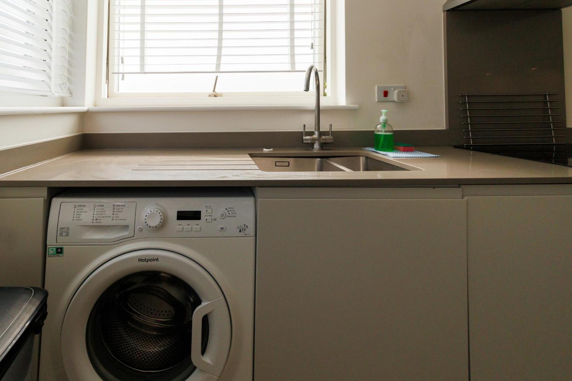 City Centre, Sleeps 7, Stunning Views & Parking, Interconnected Rooms Long Stay Work Contractor Leisure, Diamond Penthouse Cambridge Exterior foto