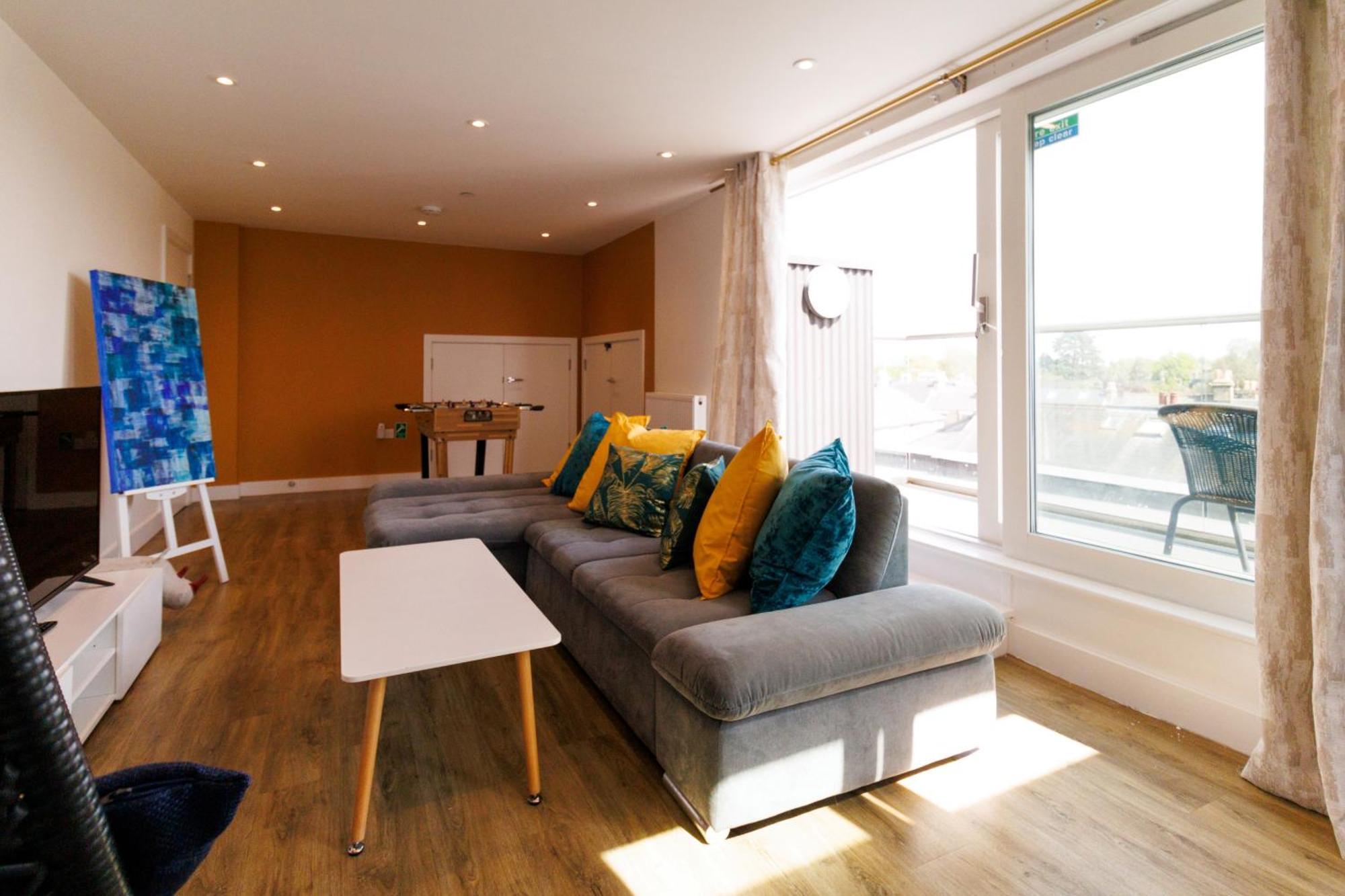 City Centre, Sleeps 7, Stunning Views & Parking, Interconnected Rooms Long Stay Work Contractor Leisure, Diamond Penthouse Cambridge Exterior foto