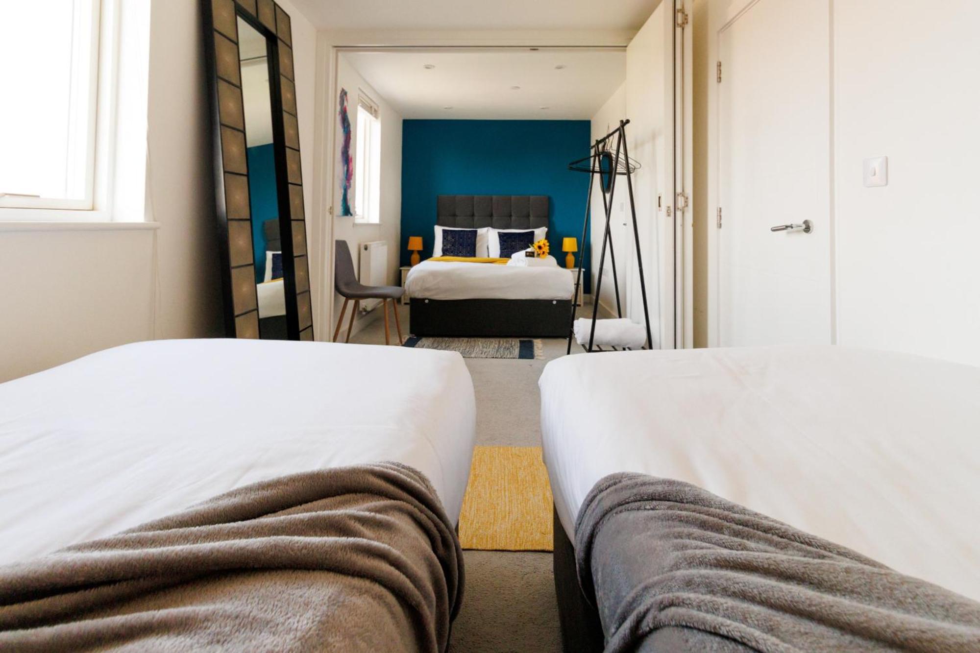 City Centre, Sleeps 7, Stunning Views & Parking, Interconnected Rooms Long Stay Work Contractor Leisure, Diamond Penthouse Cambridge Exterior foto