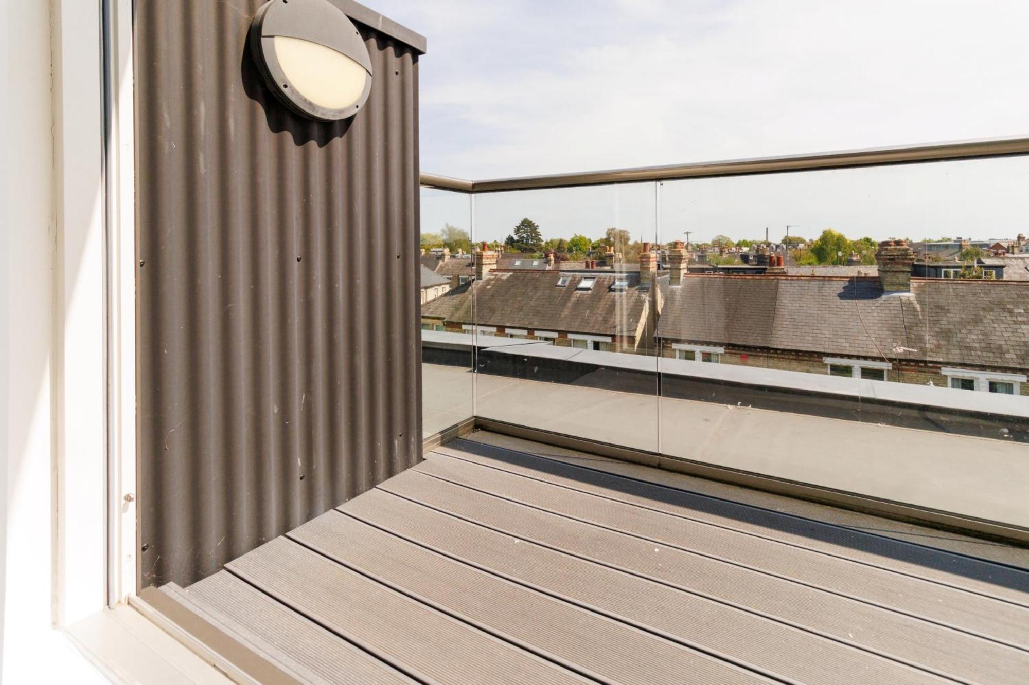 City Centre, Sleeps 7, Stunning Views & Parking, Interconnected Rooms Long Stay Work Contractor Leisure, Diamond Penthouse Cambridge Exterior foto