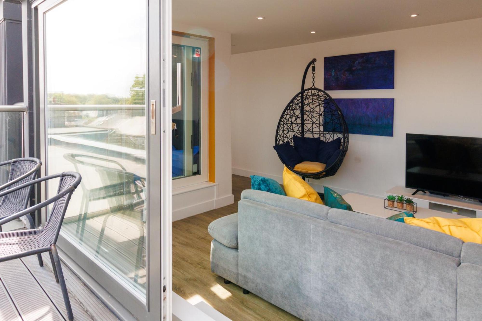 City Centre, Sleeps 7, Stunning Views & Parking, Interconnected Rooms Long Stay Work Contractor Leisure, Diamond Penthouse Cambridge Exterior foto