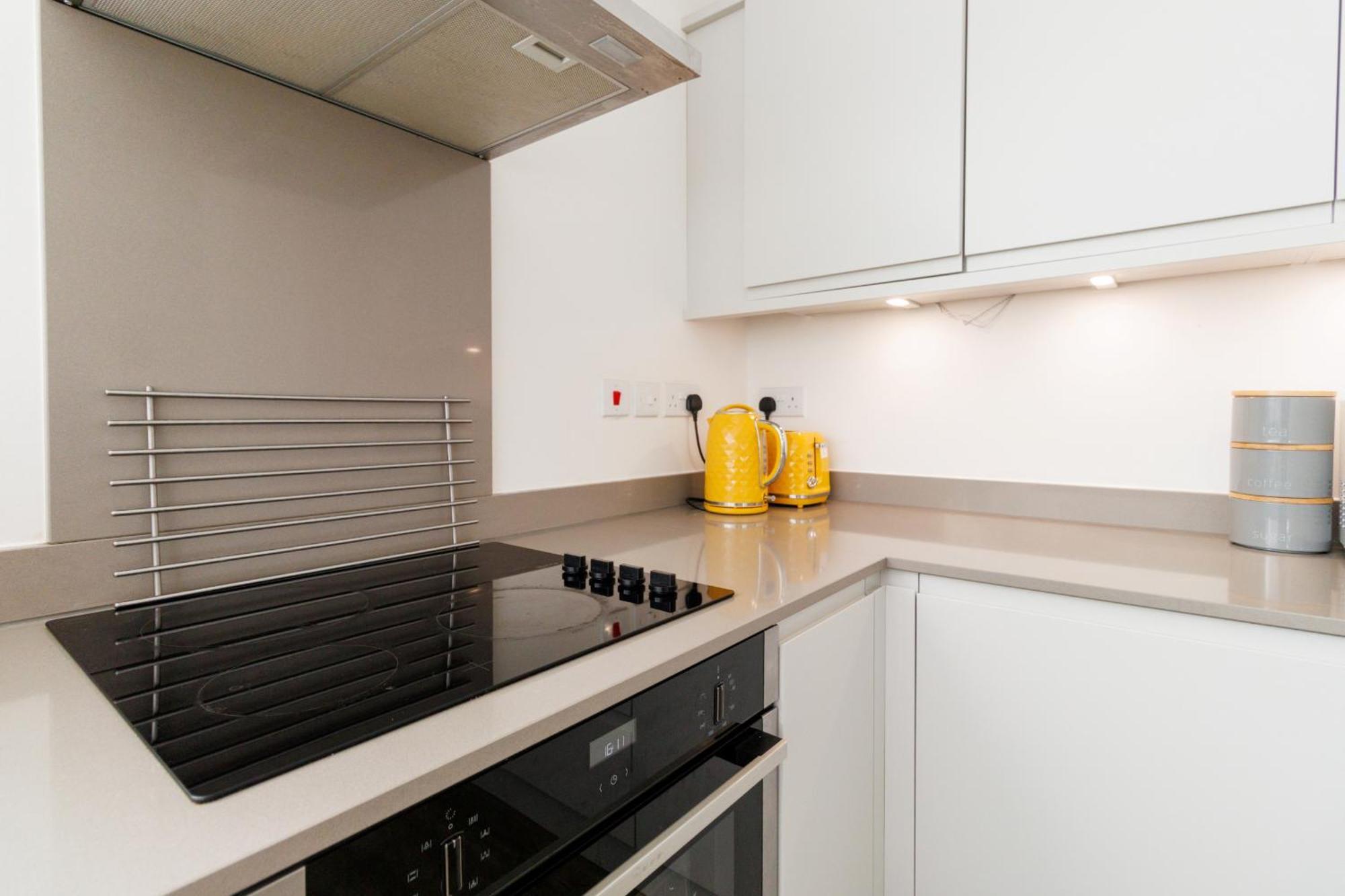 City Centre, Sleeps 7, Stunning Views & Parking, Interconnected Rooms Long Stay Work Contractor Leisure, Diamond Penthouse Cambridge Exterior foto